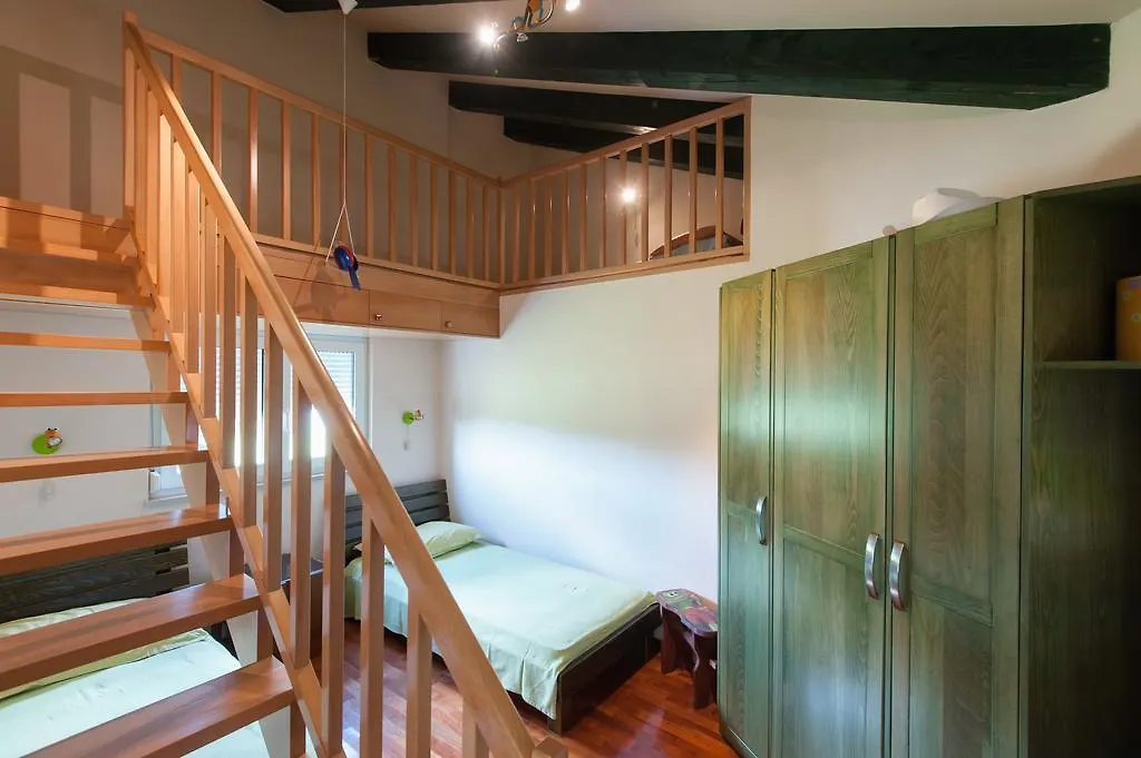 Holiday Home Frankie Paradise Nin